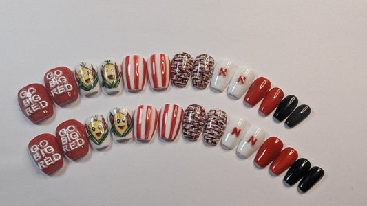 Go Big Red Spirit Press-On Nail Set